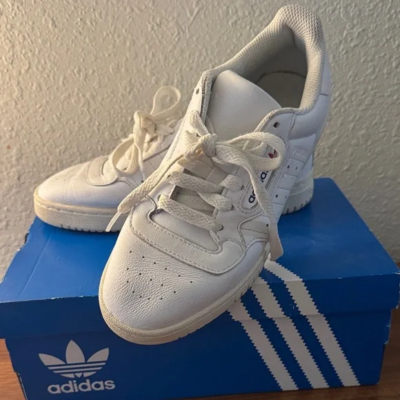 Adidas Yeezy Powerhouse - Picture 3 of 7